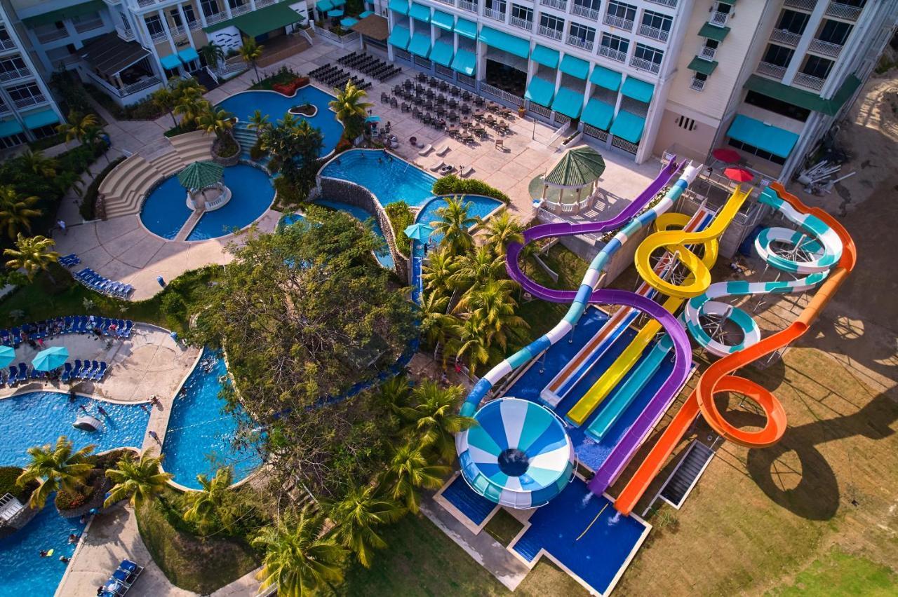 Hotel Gran Evenia Bijao Santa Clara  Exterior foto Aerial view of Splash Island
